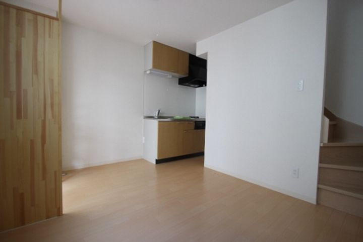 87gラ・セッテの居間