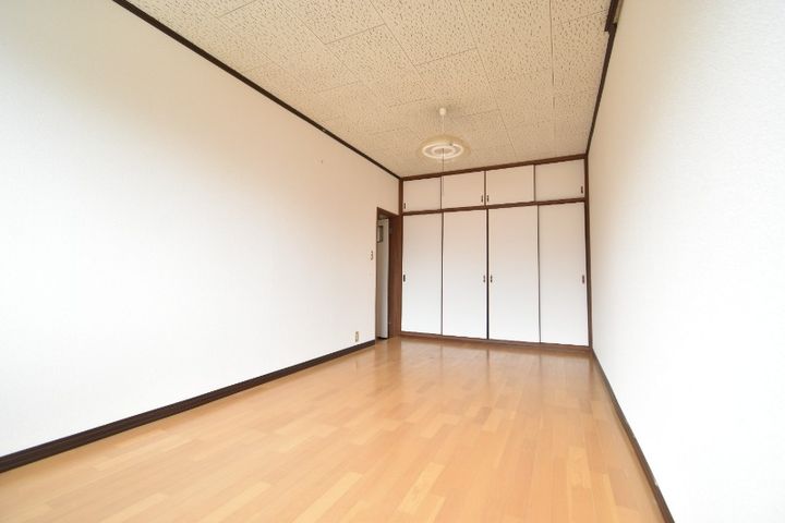 サンハイツ中央の居間