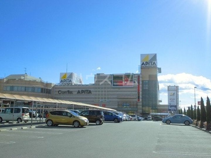 One s Harborの周辺
