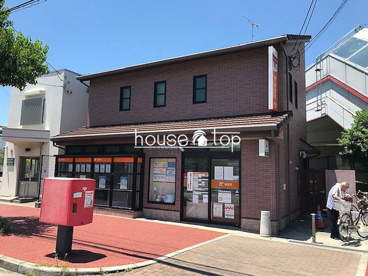 ラエタニテの周辺