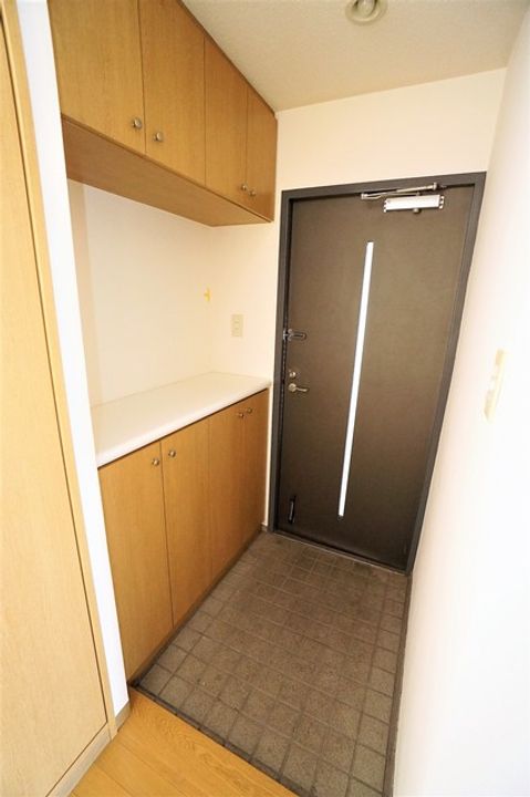 ファミールヴィラ多摩の玄関