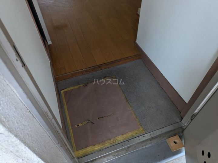 備前ハイツの玄関