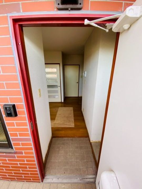 千葉県千葉市若葉区桜木北3(マンション)の賃貸物件の玄関