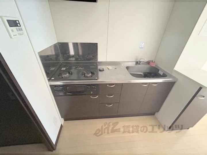 レオネクストみやこ385のキッチン