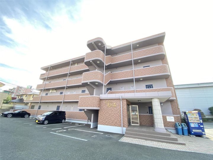 グレイスフル光の森の外観