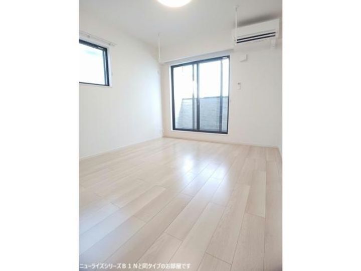 仮称 蔵波アパート1の居間