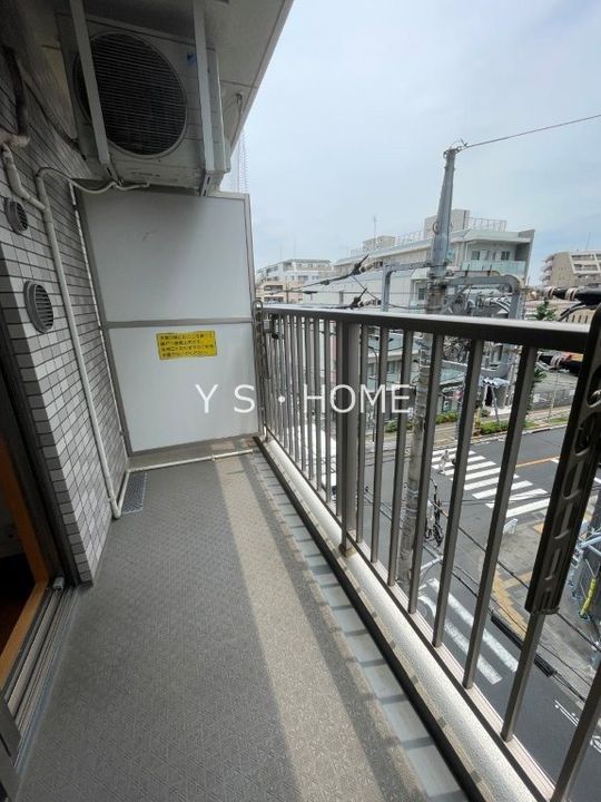 ヴェルデスの内装