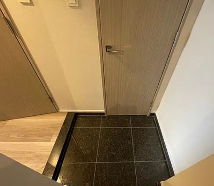 東京都中央区日本橋人形町2(マンション)の賃貸物件の玄関