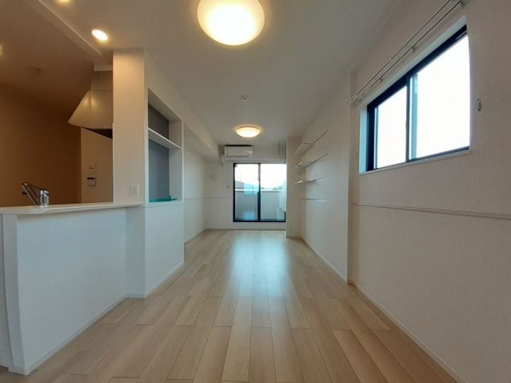 アドラブールBの居間