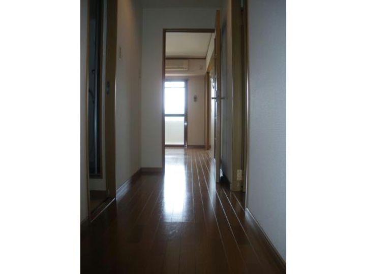 静岡県駿東郡清水町柿田(マンション)の賃貸物件の玄関