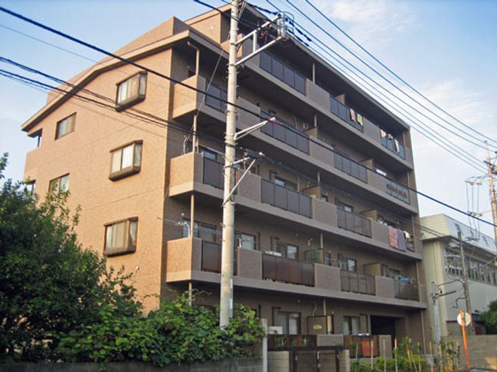 静岡県駿東郡清水町柿田(マンション)の賃貸物件の外観