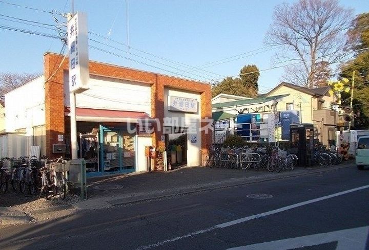 ラ・ヴィータ1号の周辺