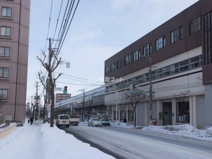 カームヒルズ西岡の周辺