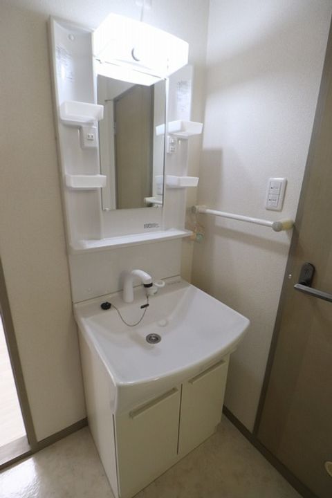 新潟県新潟市中央区新和4(アパート)の賃貸物件の内装