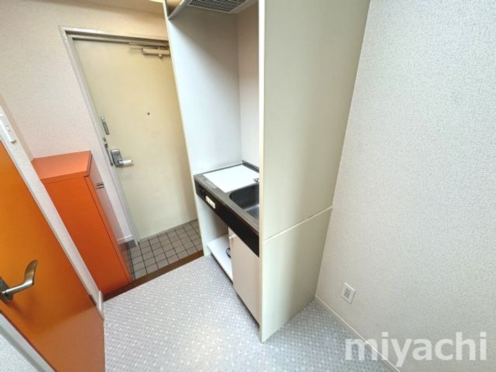 徳島県徳島市中昭和町2(マンション)の賃貸物件の玄関