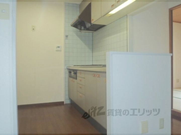 エイブル創久五条大宮のキッチン