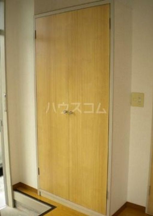ジュネス斉藤の玄関