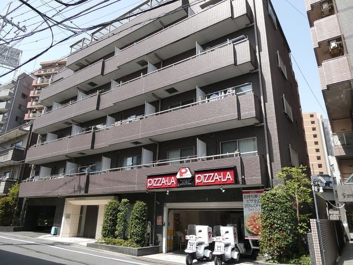 エスポワール三宿の外観