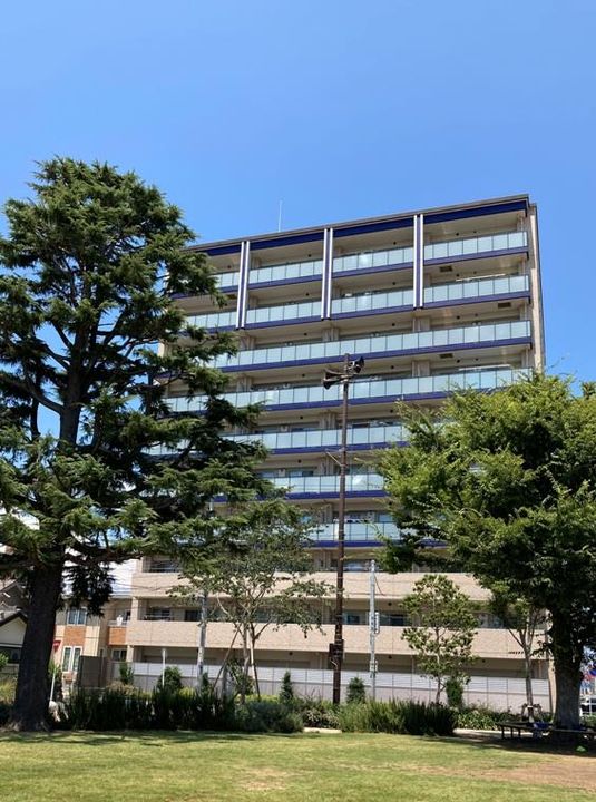 パレステージ平塚の外観