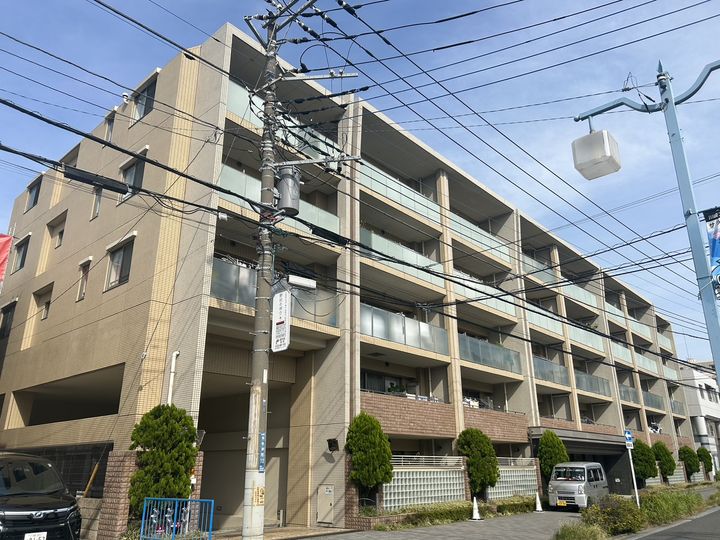 プラウド武蔵小杉の外観