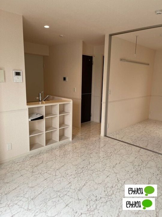 フォーリーフクローバーの居間