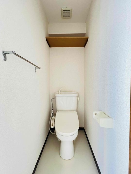 エリネスビルの内装