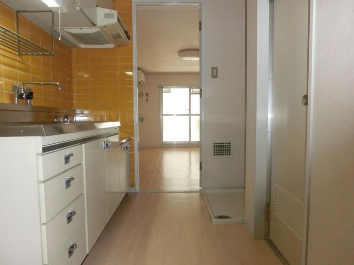 ハイネス横川の内装