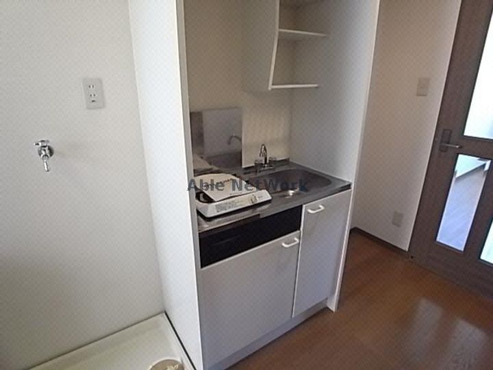 岐阜県岐阜市六条北3(アパート)の賃貸物件のキッチン