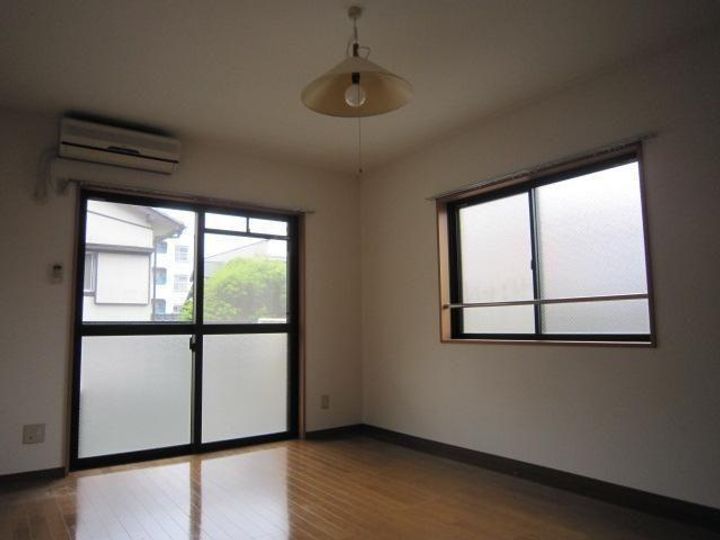 ドゥフォーレ神宮の居間