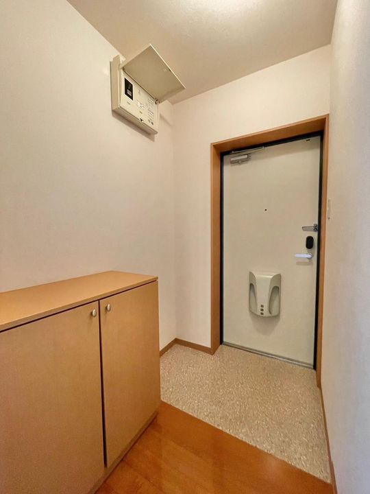 アネーロの玄関