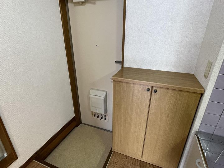 山形県山形市鳥居ケ丘(アパート)の賃貸物件の玄関