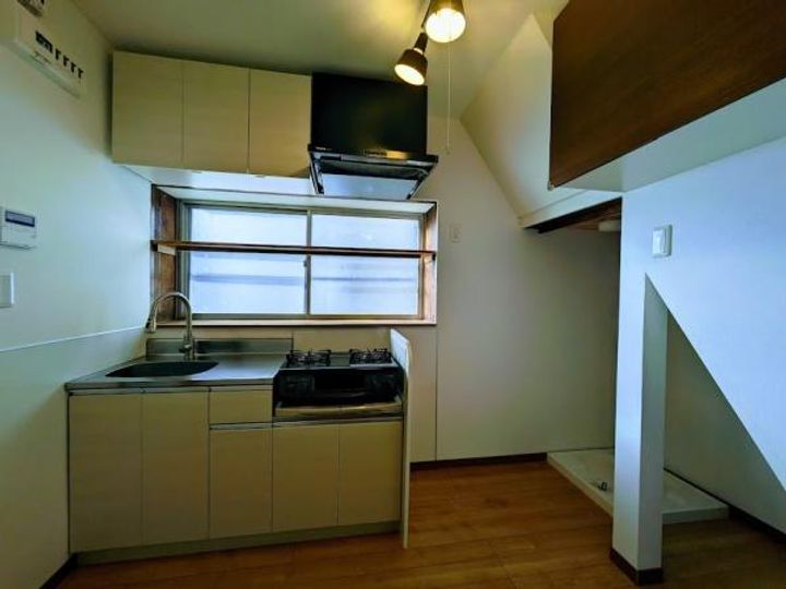 神奈川県横浜市西区南浅間町(一戸建)の賃貸物件のキッチン