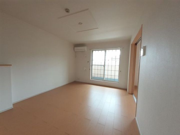 グランメゾンの居間