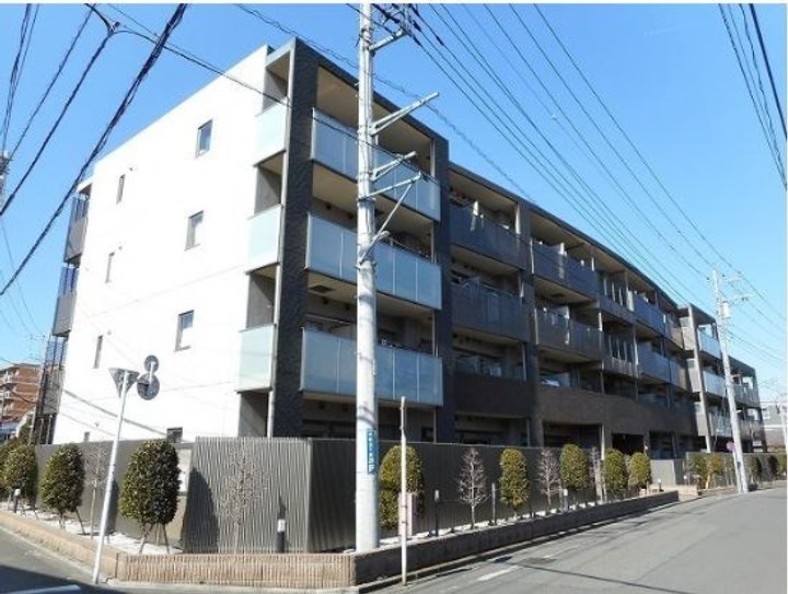 シャトーエクセランの外観