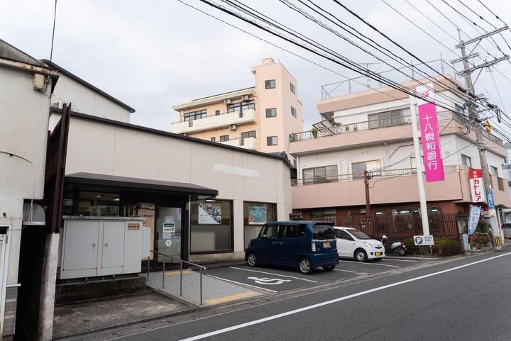シャンベル白鳥の周辺