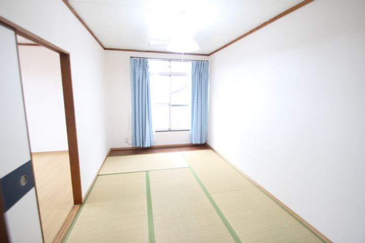 古川アパートの内装