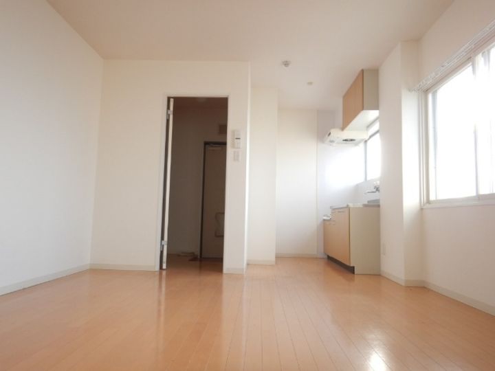 高瀬マンションの居間