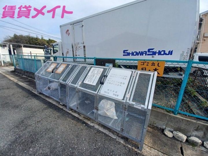 センチュリーハイツ海山道IIの地図