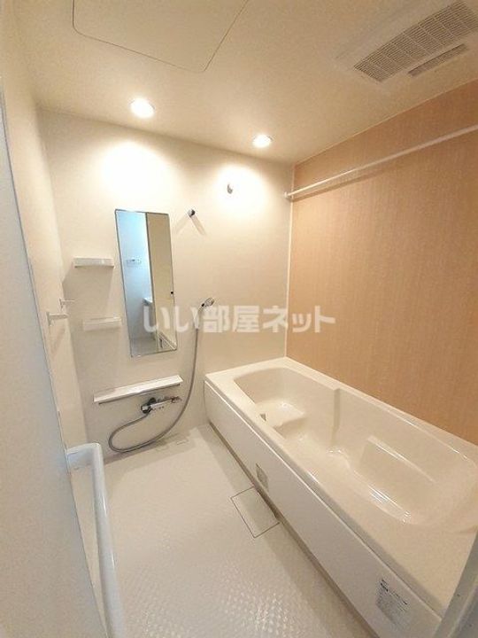 コンティノアール Bの風呂