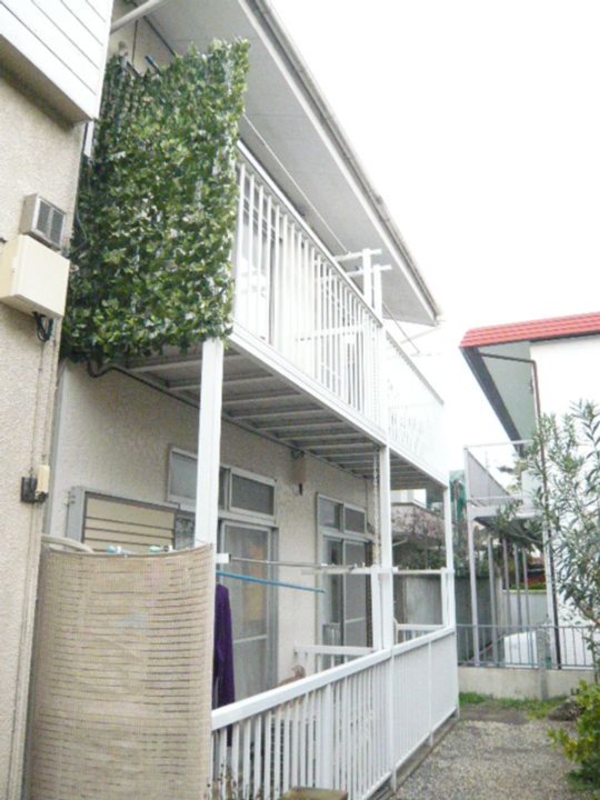 ハウス白百合の外観