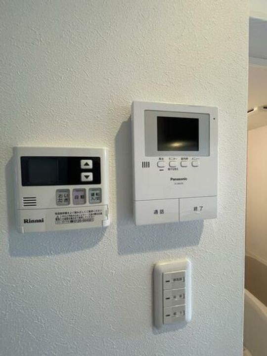 modern palazzo光の森の内装