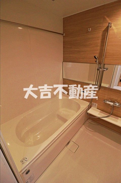 プレジオあくら Cの風呂