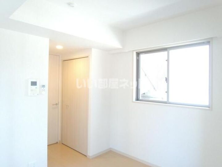 スカイコート川崎西口の居間