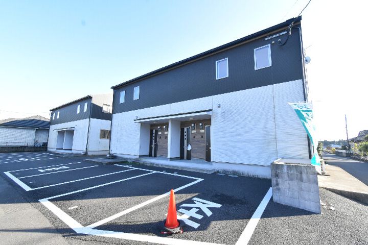 ルピナス A棟の外観