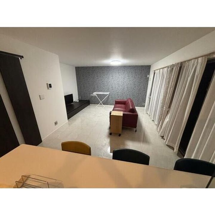 東京都武蔵野市関前3(一戸建)の賃貸物件の居間