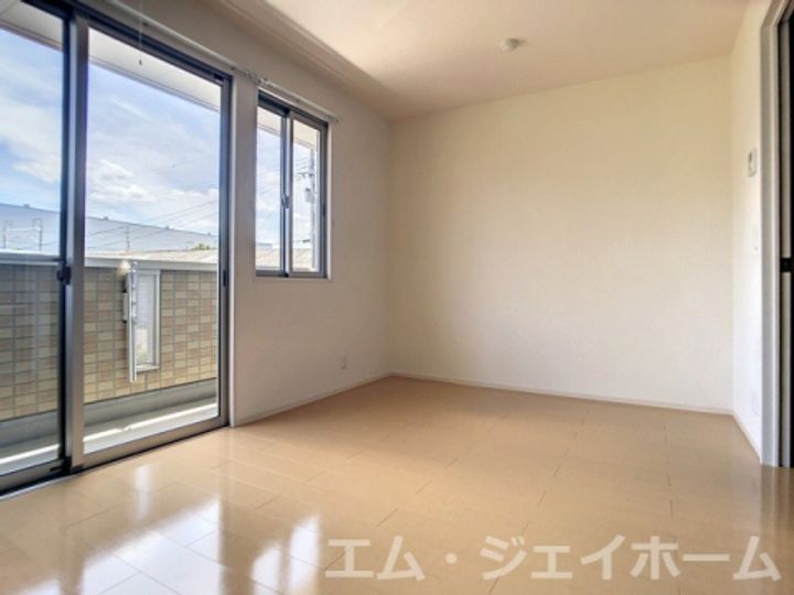 滋賀県草津市野路東5(アパート)の賃貸物件の居間