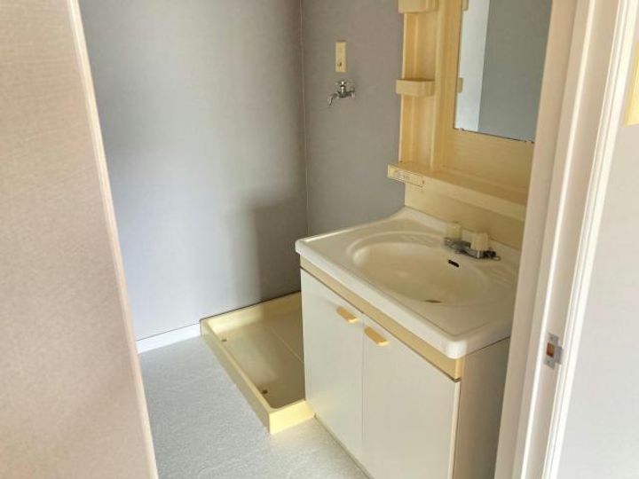 山口県岩国市錦見7(マンション)の賃貸物件の内装