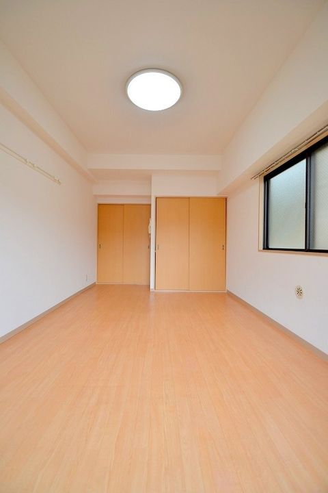 広島県安芸郡府中町茂陰1(マンション)の賃貸物件の居間