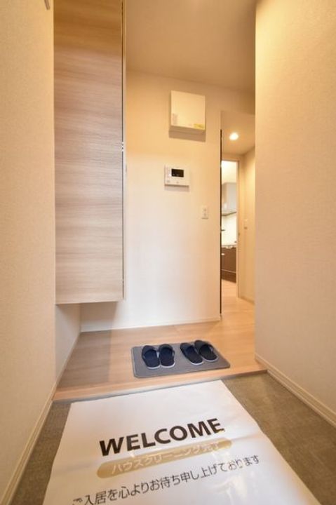 新潟県三条市下須頃(アパート)の賃貸物件の玄関