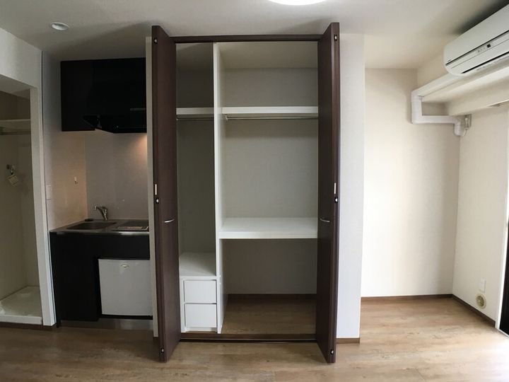 クリオネコート新城の内装